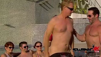 Play Outdoors sex games with swinger couples
