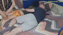 Afspelen Triofantasie van vrouw vervuld met anale creampie