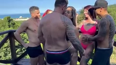 Jouer Débauche en plein air avec des amateurs sexy à Floripa !