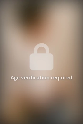 Порнозвезда Hikari Tsukino